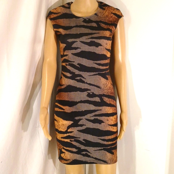 🔥 🔥 NWOT Alexander McQueen Multicolor, Gennplad, Zebra Print Design Dress - Picture 3 of 16
